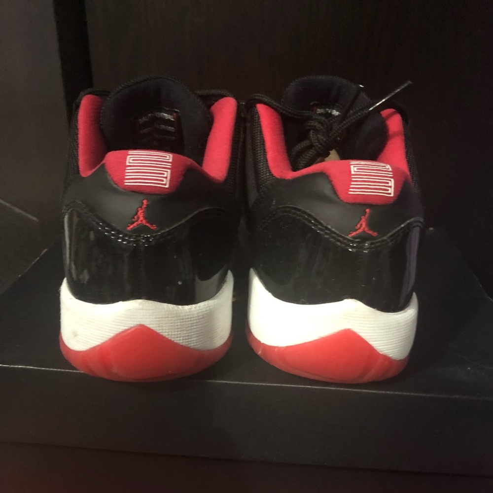 Air Jordan 11 “Bred”
